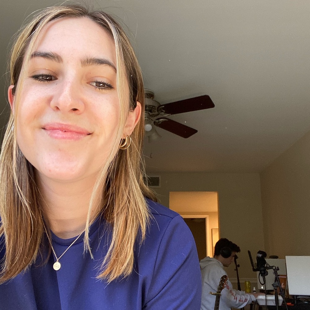 Meet your Posher, Jillian